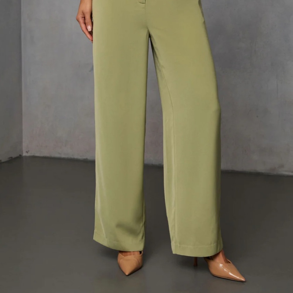 Vici Green Wide Leg Pants High Waisted Relaxed Fit